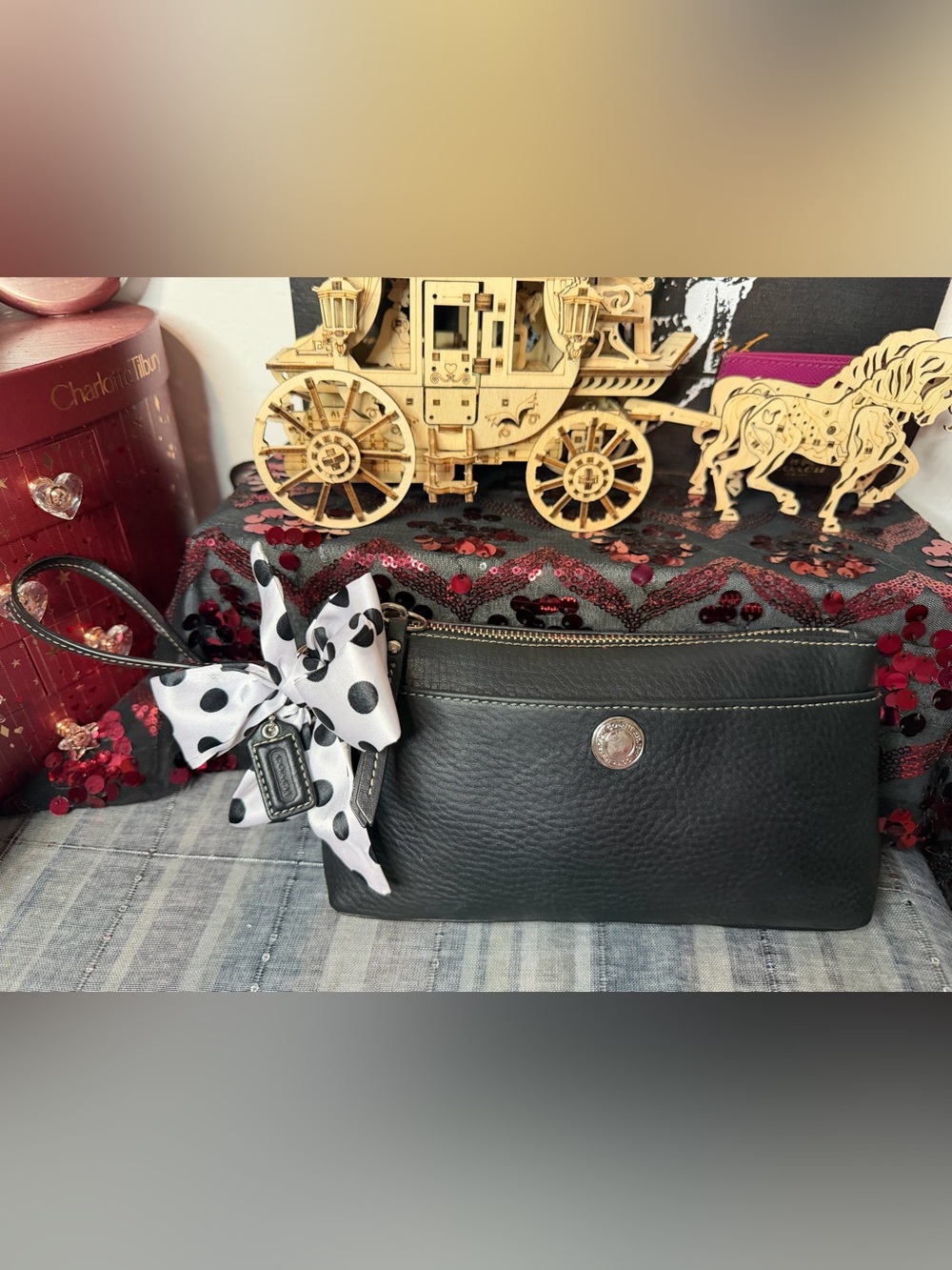 Coach Black Pebbled Leather Wristlet w Polka Dot Scarf - Picture 6 of 14